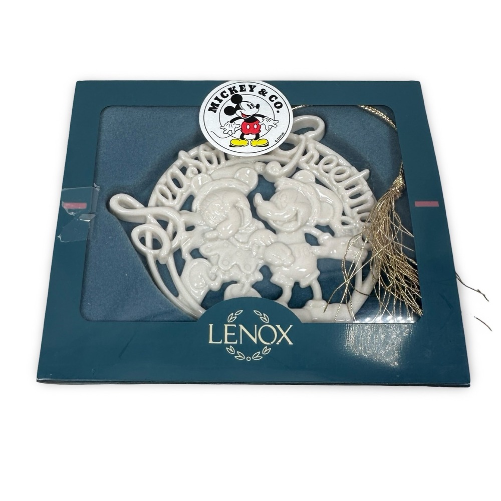 Lenox Disney Mickey & Co Seasons Greetings Ivory Bone China Ornament‎ New in Box